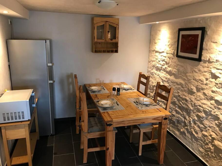Ferienwohnung Felinenhof Weilerswist Bagian luar foto
